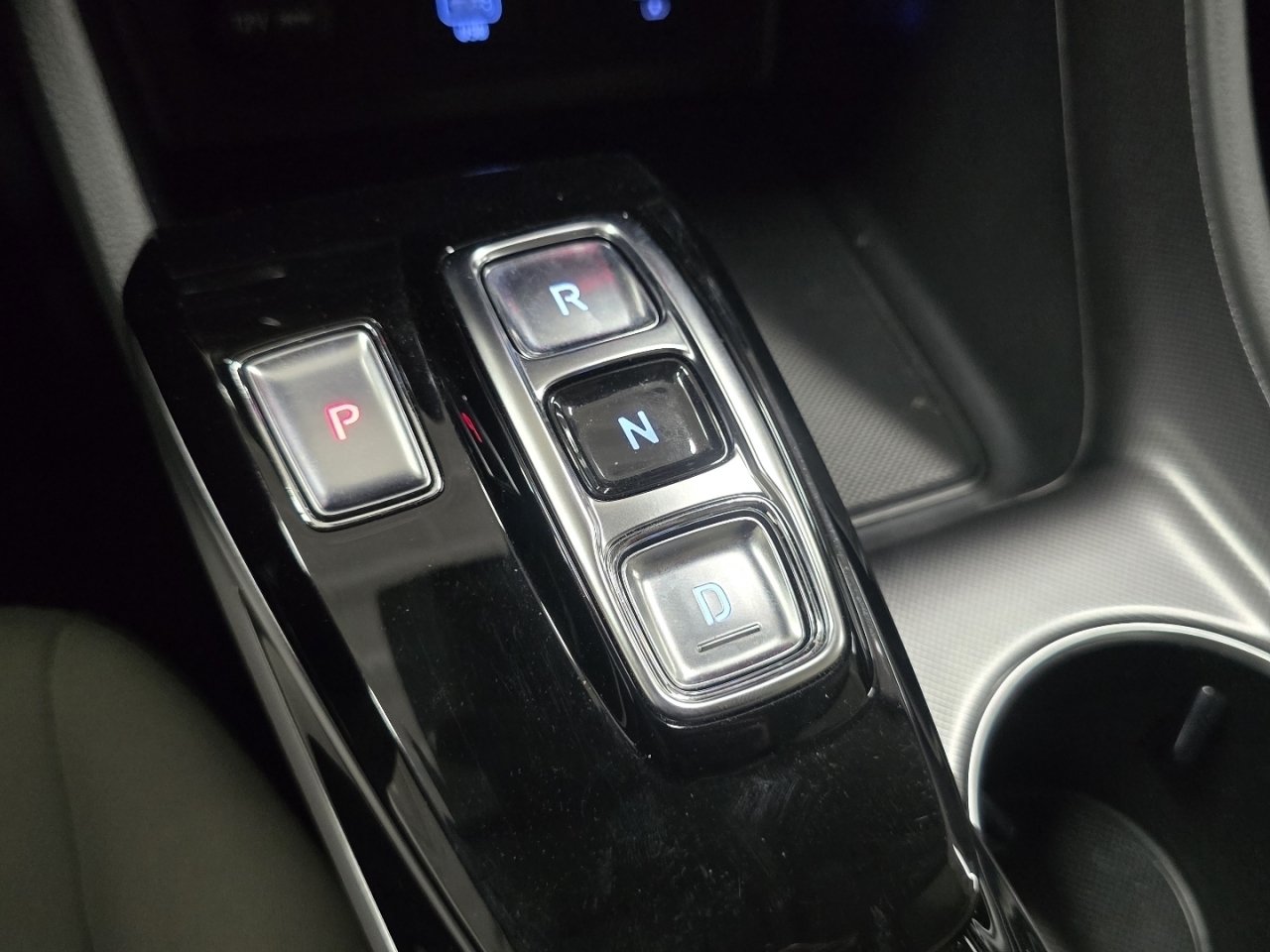 Used 2023 Gray Hyundai SEL image 28