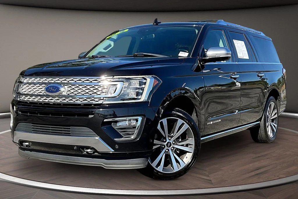 Used 2020 Black Ford Platinum image 2