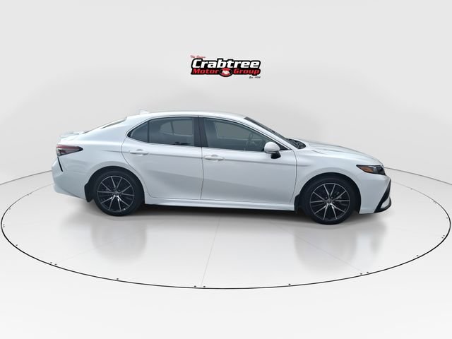 Used 2024 White Toyota SE image 9
