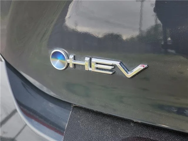 Used 2025 Gray Toyota LE image 9