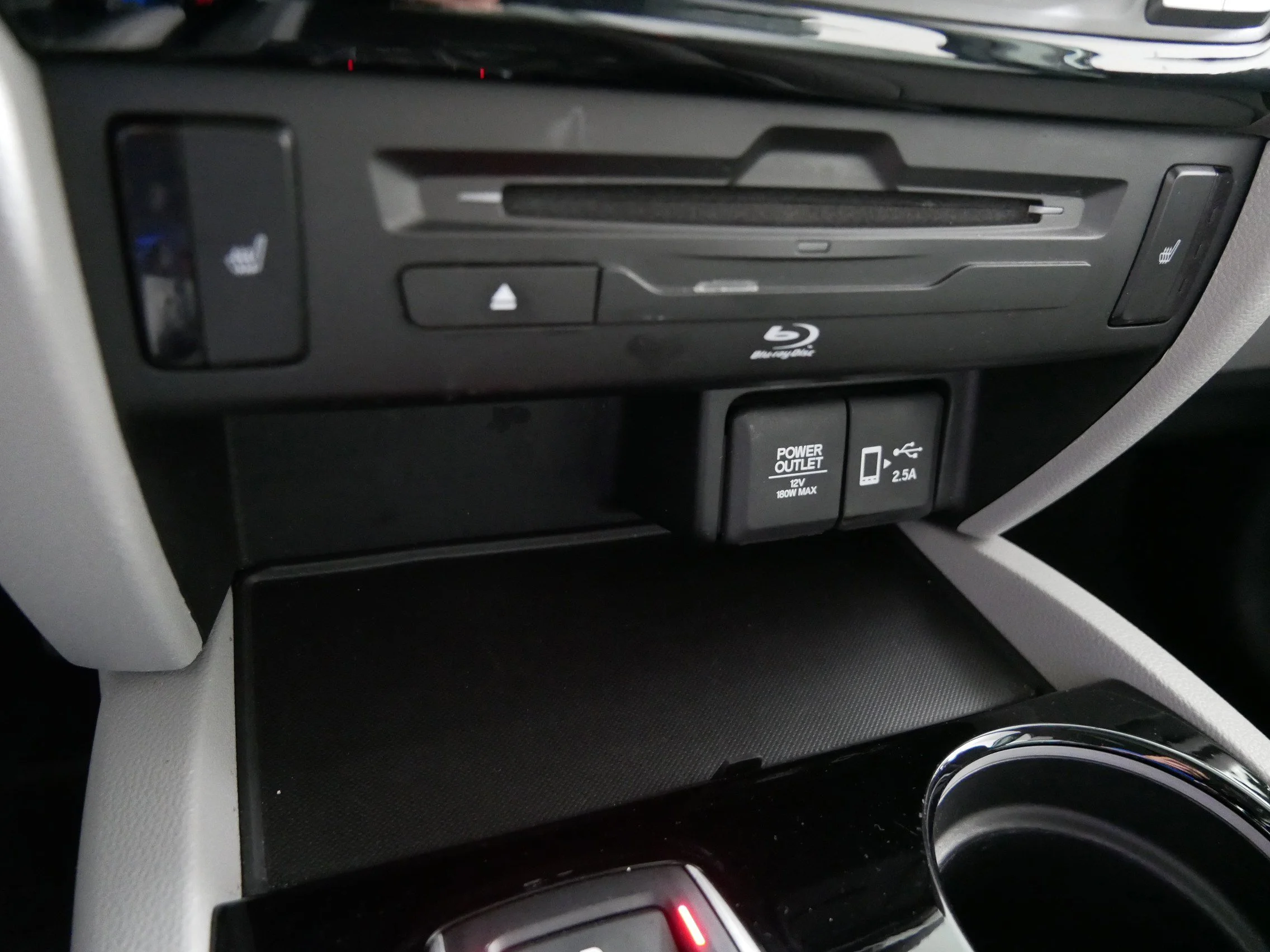 2022 Honda Pilot Touring - Photo 30