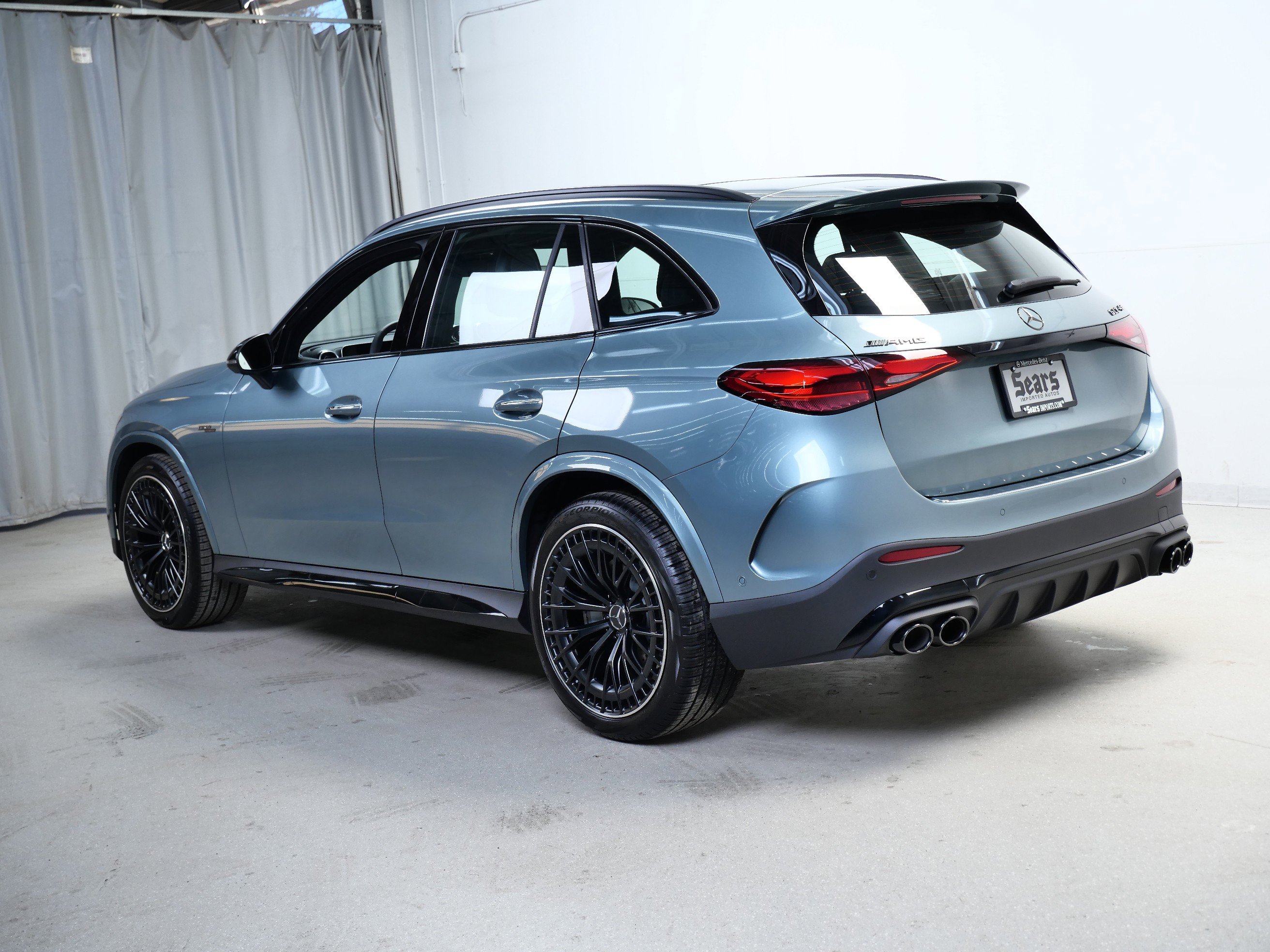 New 2026 Verde Silver Metallic Mercedes-Benz AMG® GLC 43 4MATIC® SUV image 6