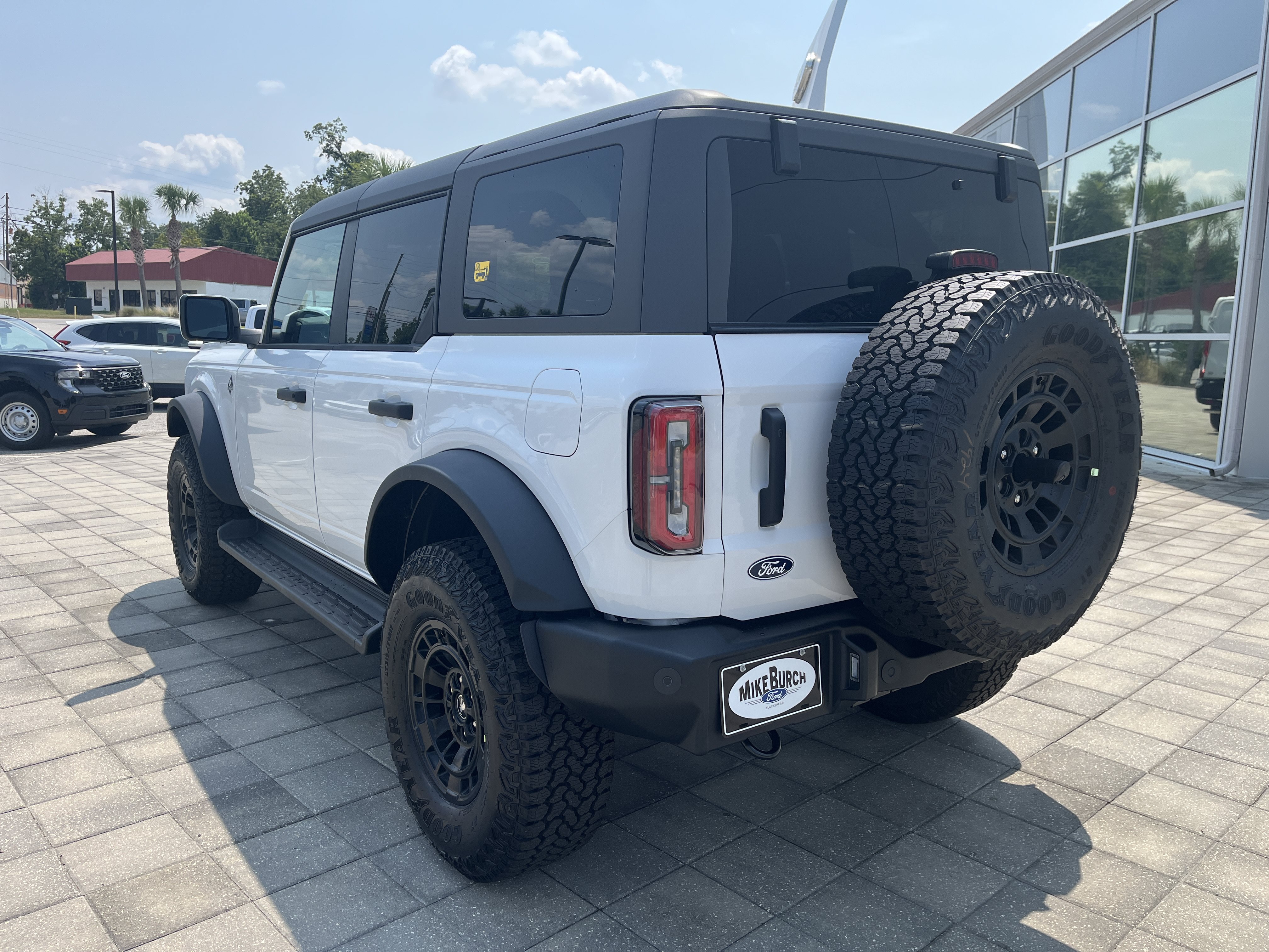 New 2026 Oxford White Ford Outer Banks® image 4