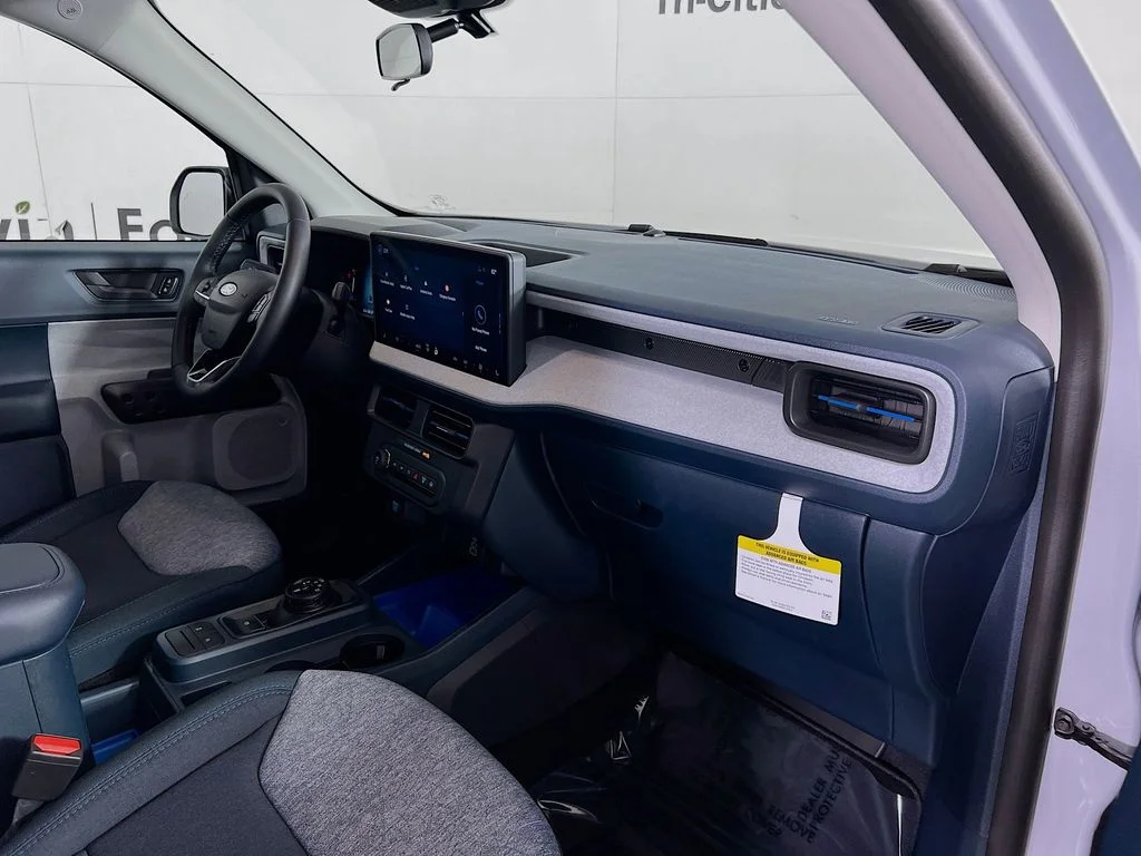 New 2026 Space White Metallic Ford XLT image 30