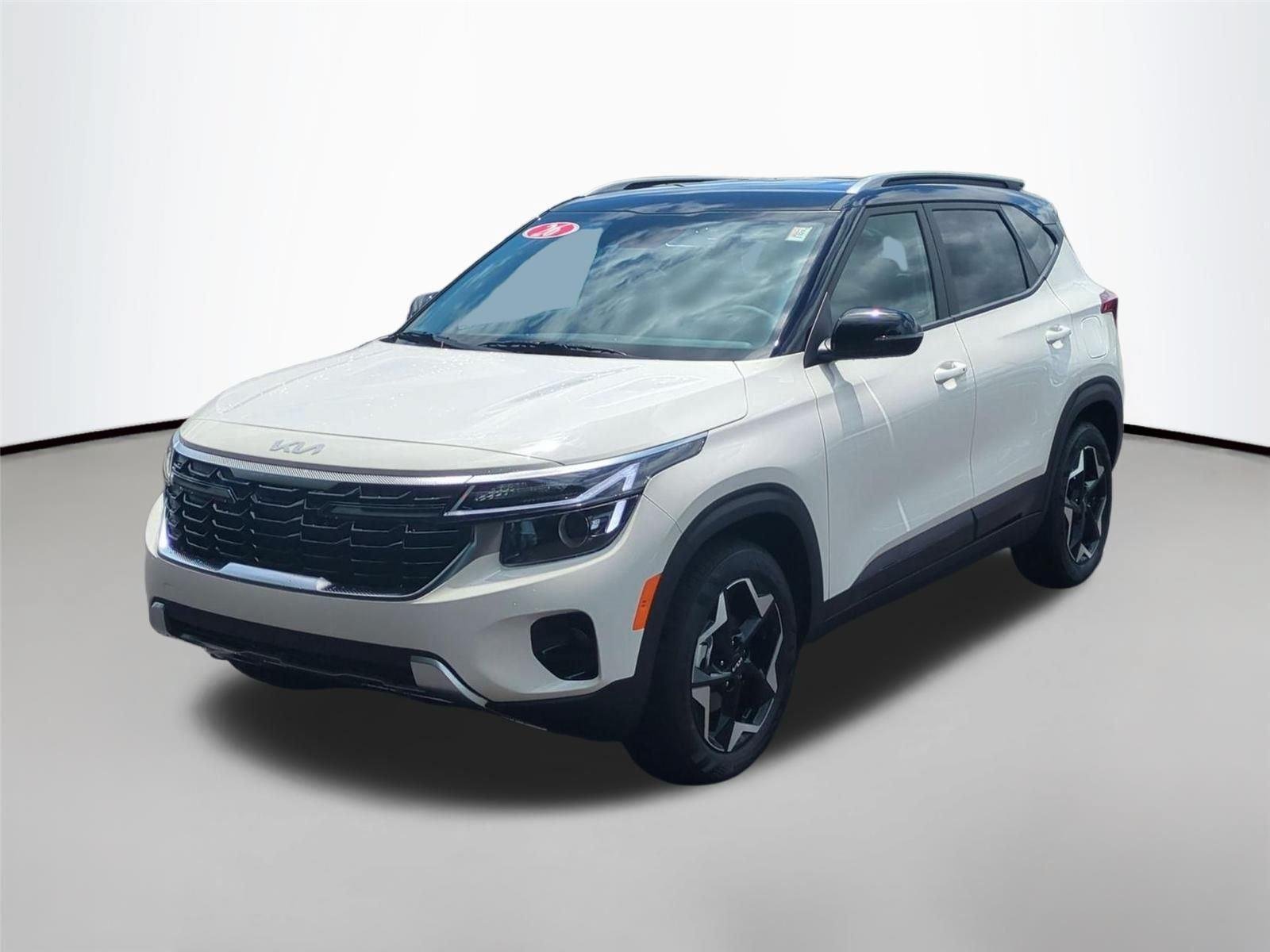 New 2026 Clear White/Black Roof Kia S image 1