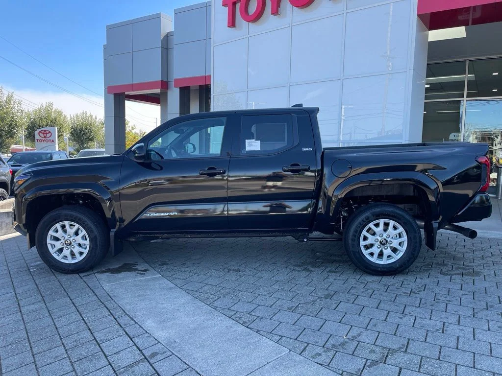 New 2026 Black Toyota SR5 image 2