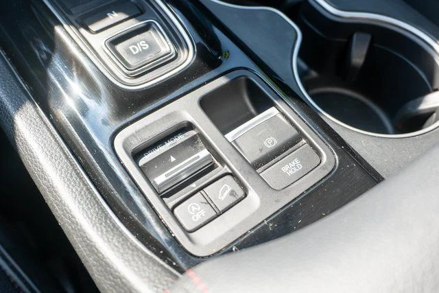 Used 2025  Honda Black Edition image 33