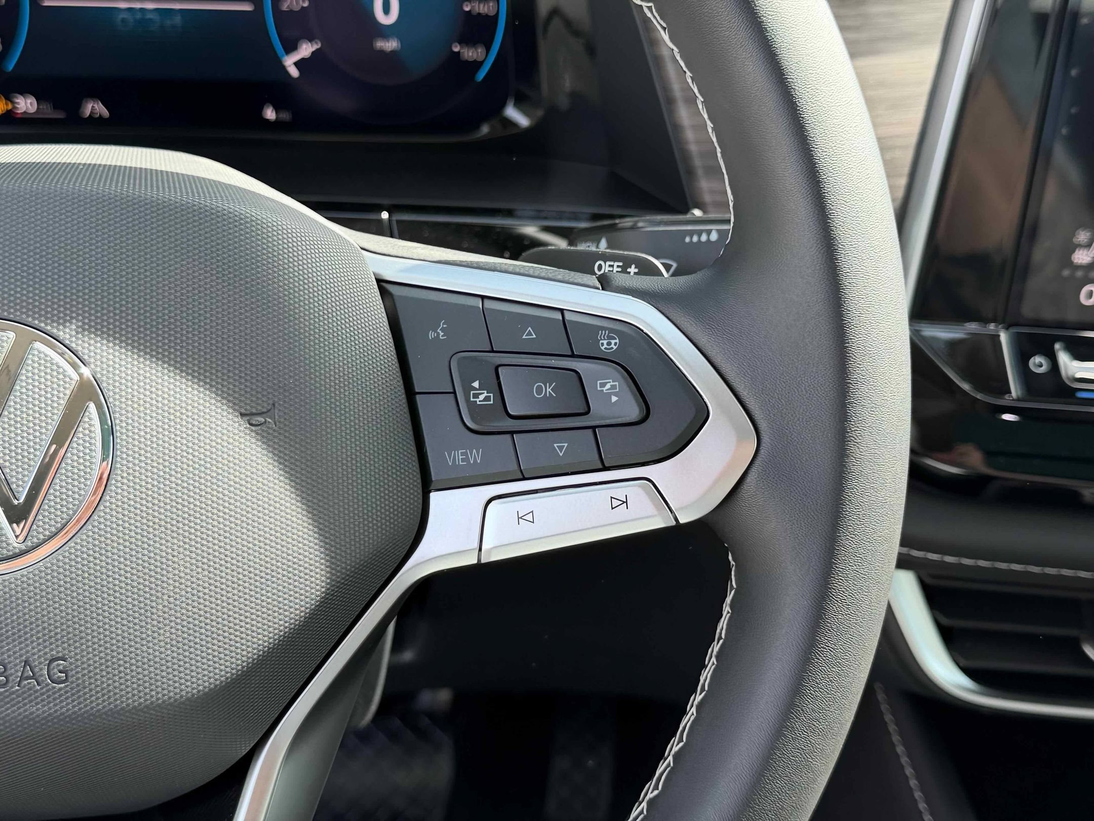New 2026 Blue Volkswagen 2.0T SEL image 19