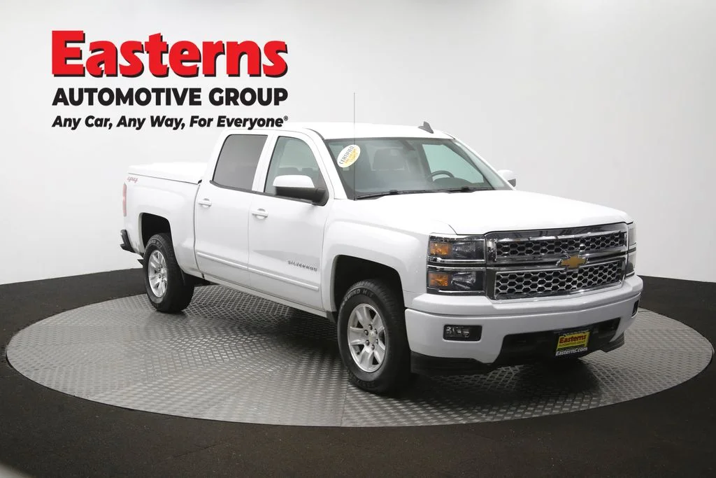 Used 2015 White Chevrolet LT image 51