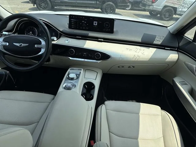 Used 2024 White Genesis 2.5T image 20