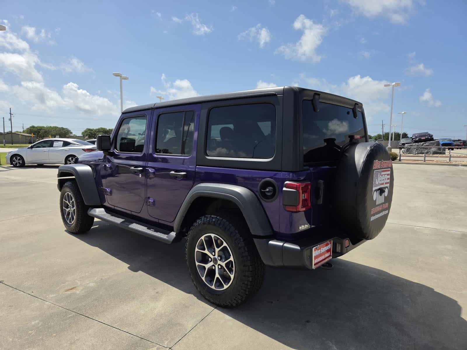 New 2026 Reign Exterior Paint Jeep Sport S image 3