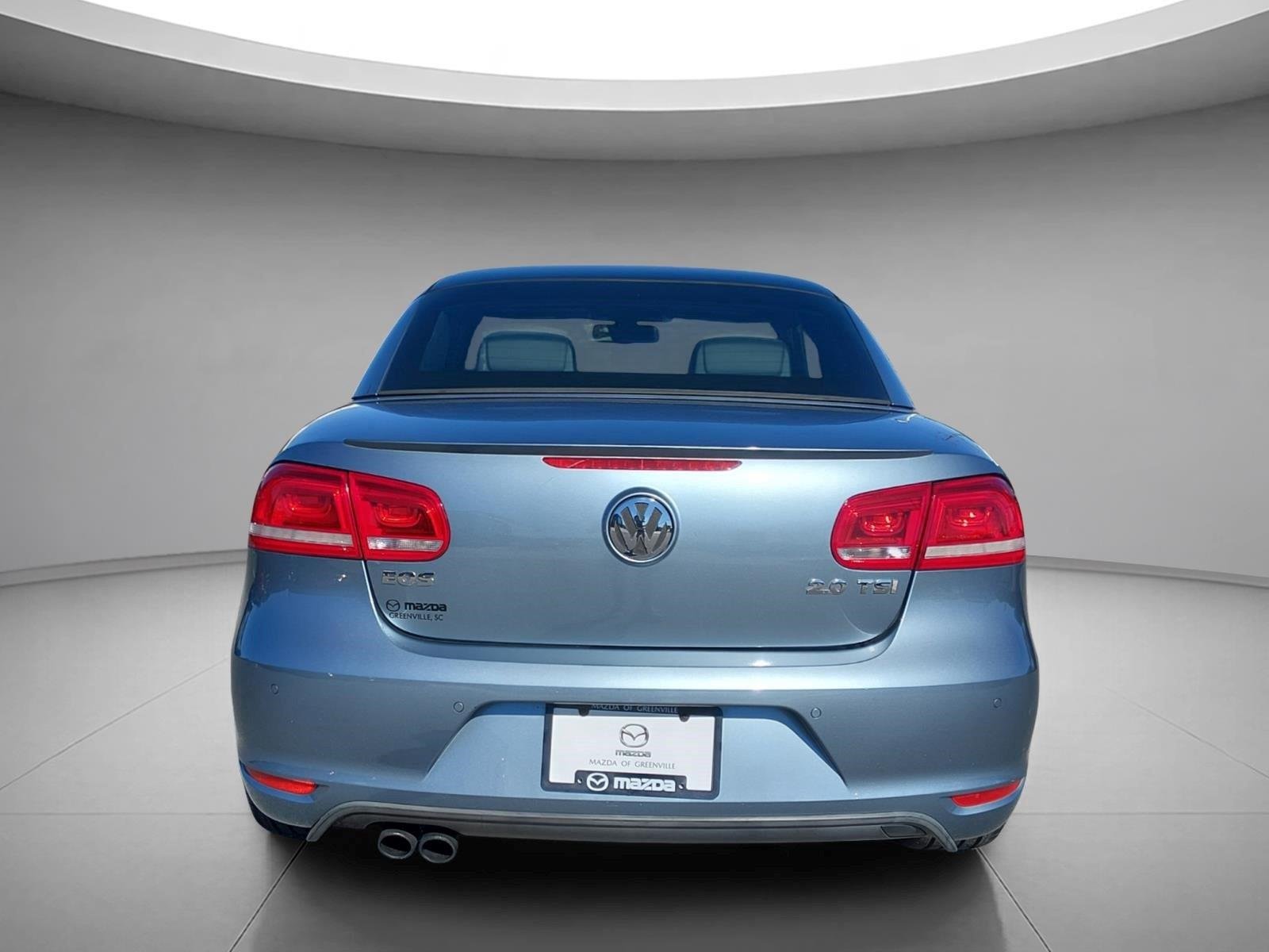 Used 2012 Horizon Blue Metallic Volkswagen Executive image 4