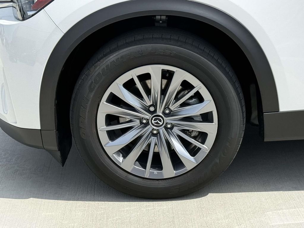 Used 2024 White Mazda Preferred image 12