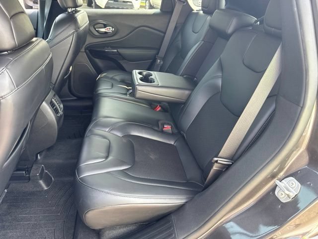 Used 2021 Gray Jeep Altitude 4x4 image 6