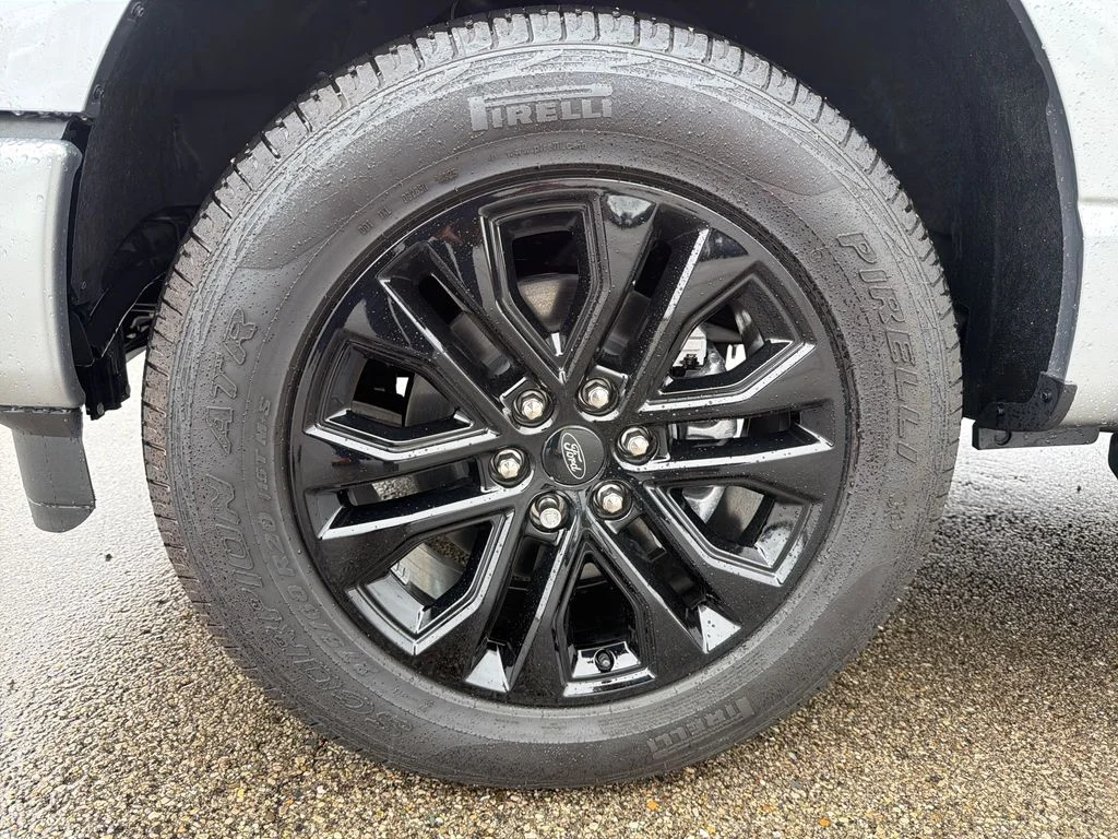 New 2026 Iconic Silver Metallic Ford XLT image 14