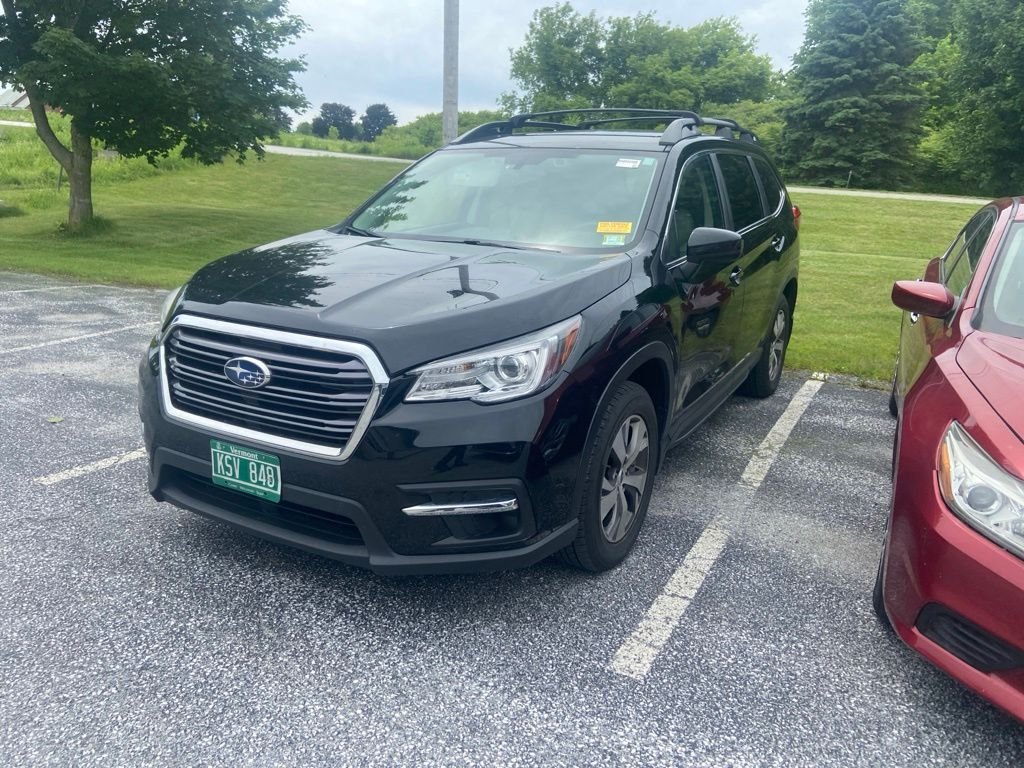 Used 2021 Crystal Black Silica Subaru Premium image 3