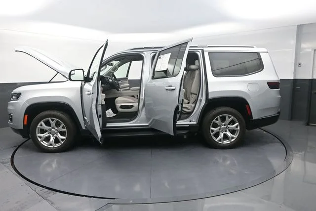Used 2022 Silver Jeep Series II image 34