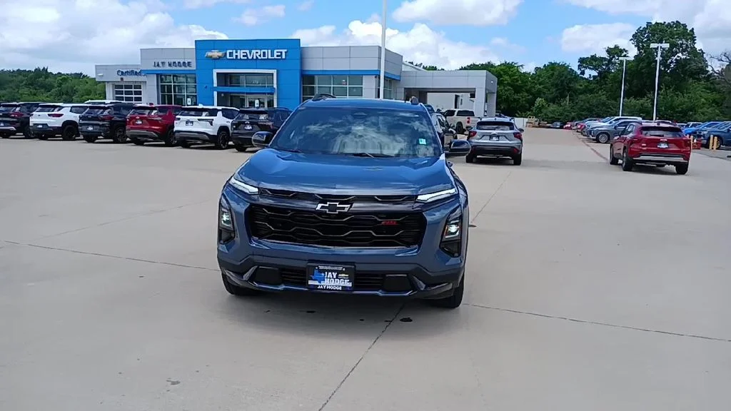 Used 2025 Blue Chevrolet RS image 3