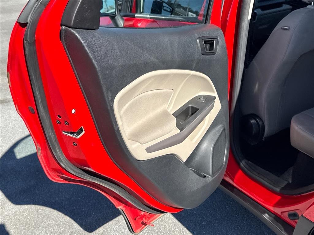 Used 2021 Race Red Pq Ford S image 17
