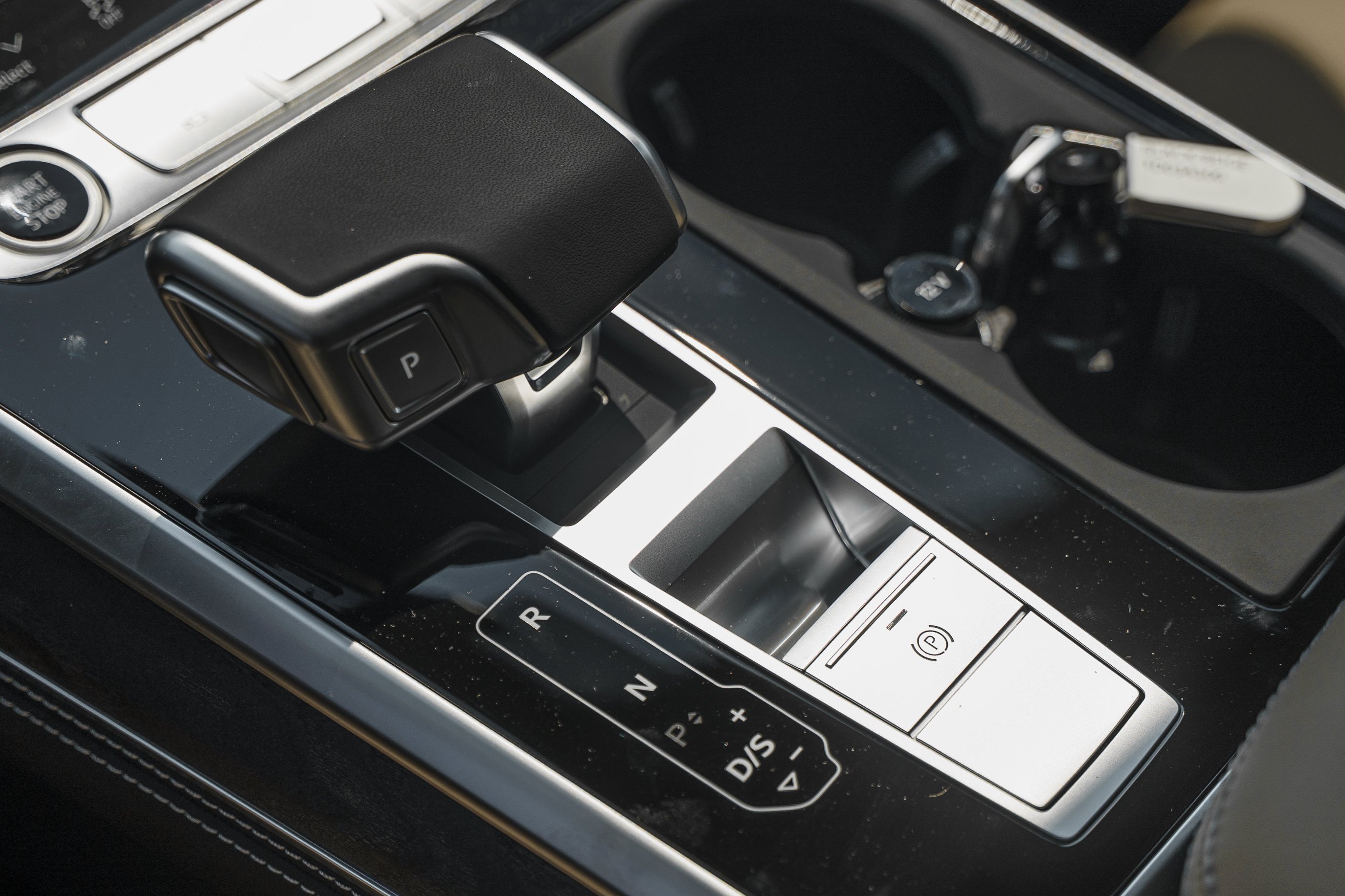 New 2026 MYTHOS BLACK Audi Prestige image 11