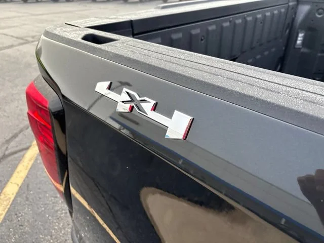 2026 GMC Sierra 1500 SLT - Photo 17