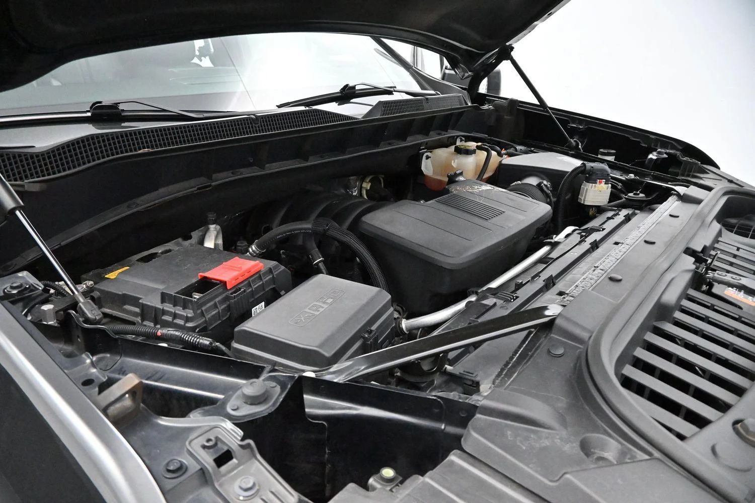 Used 2019 BLACK Chevrolet High Country image 34
