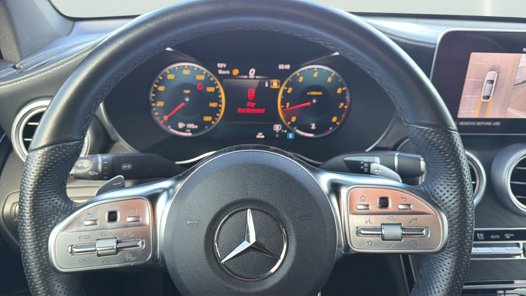Used 2023  Mercedes-Benz GLC 300 Coupe image 25