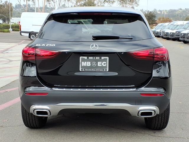 New 2026 Black Mercedes-Benz GLA 250 image 22