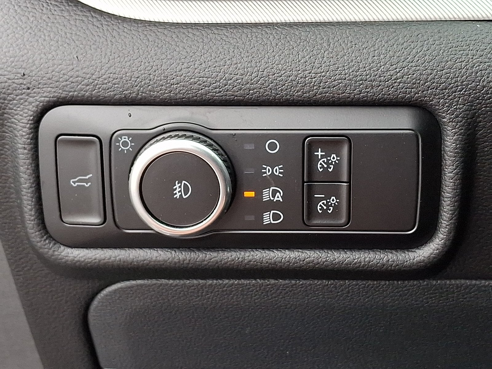 Used 2023 Iconic Silver Metallic - JS Ford XLT image 23