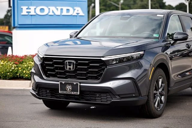 New 2027 Meteorite Gray Metallic Honda EX-L image 2