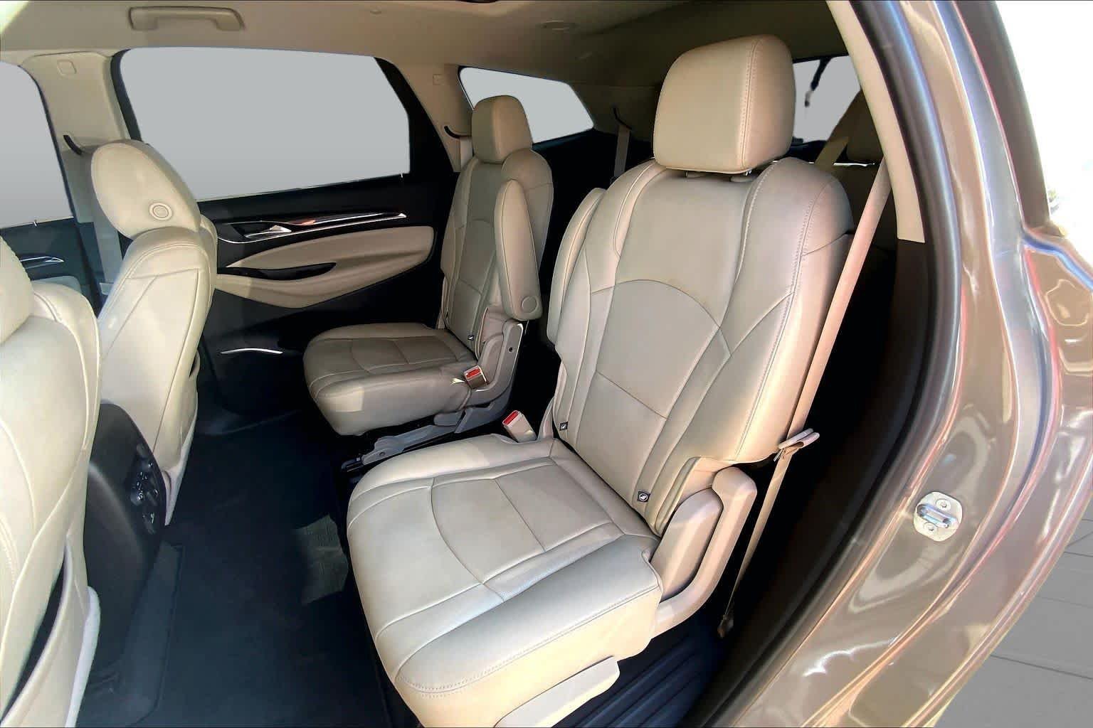 Used 2019 Pepperdust Metallic Buick Premium image 19