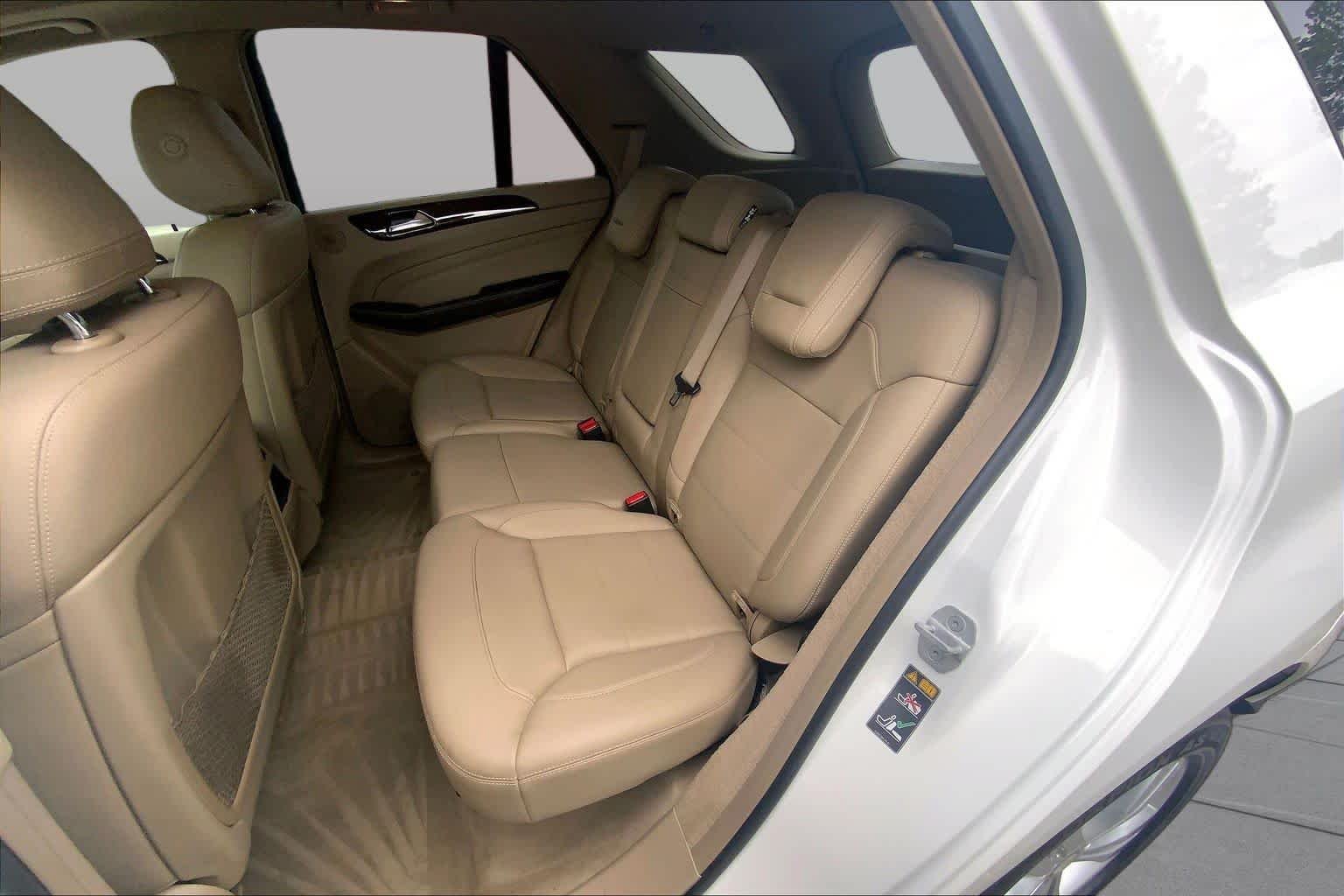 Used 2015 Polar White Mercedes-Benz ML 350 image 20