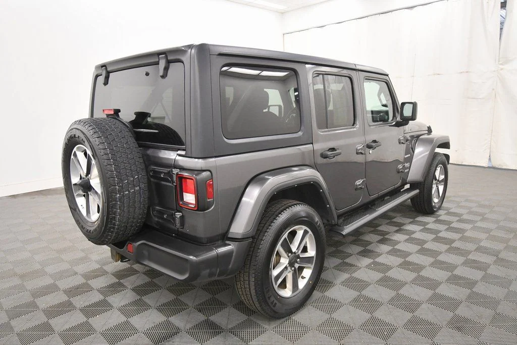 2022 Jeep Wrangler Unlimited Sahara - Photo 8