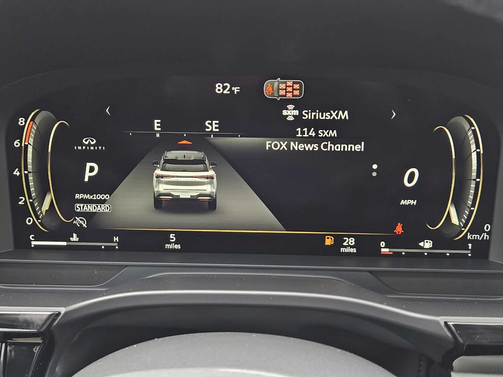 New 2027 HARBOR GRAY INFINITI Luxe FWD image 10