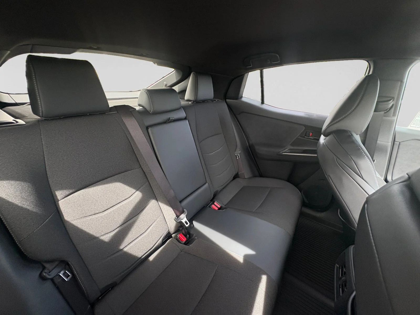 New 2026 Overcast Toyota  SE image 29