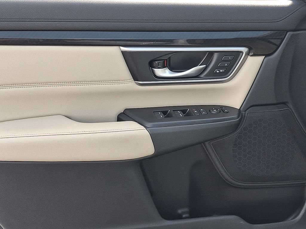 Used 2020  Honda Touring image 13