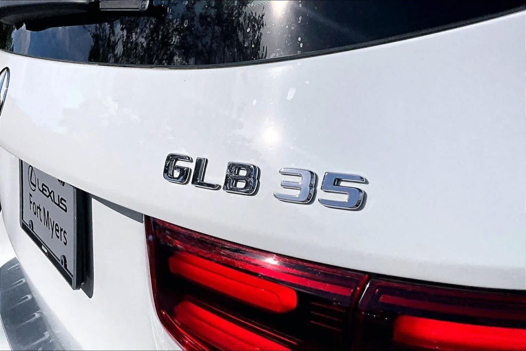 Used 2025 White Mercedes-Benz GLB 35 AMG® image 10