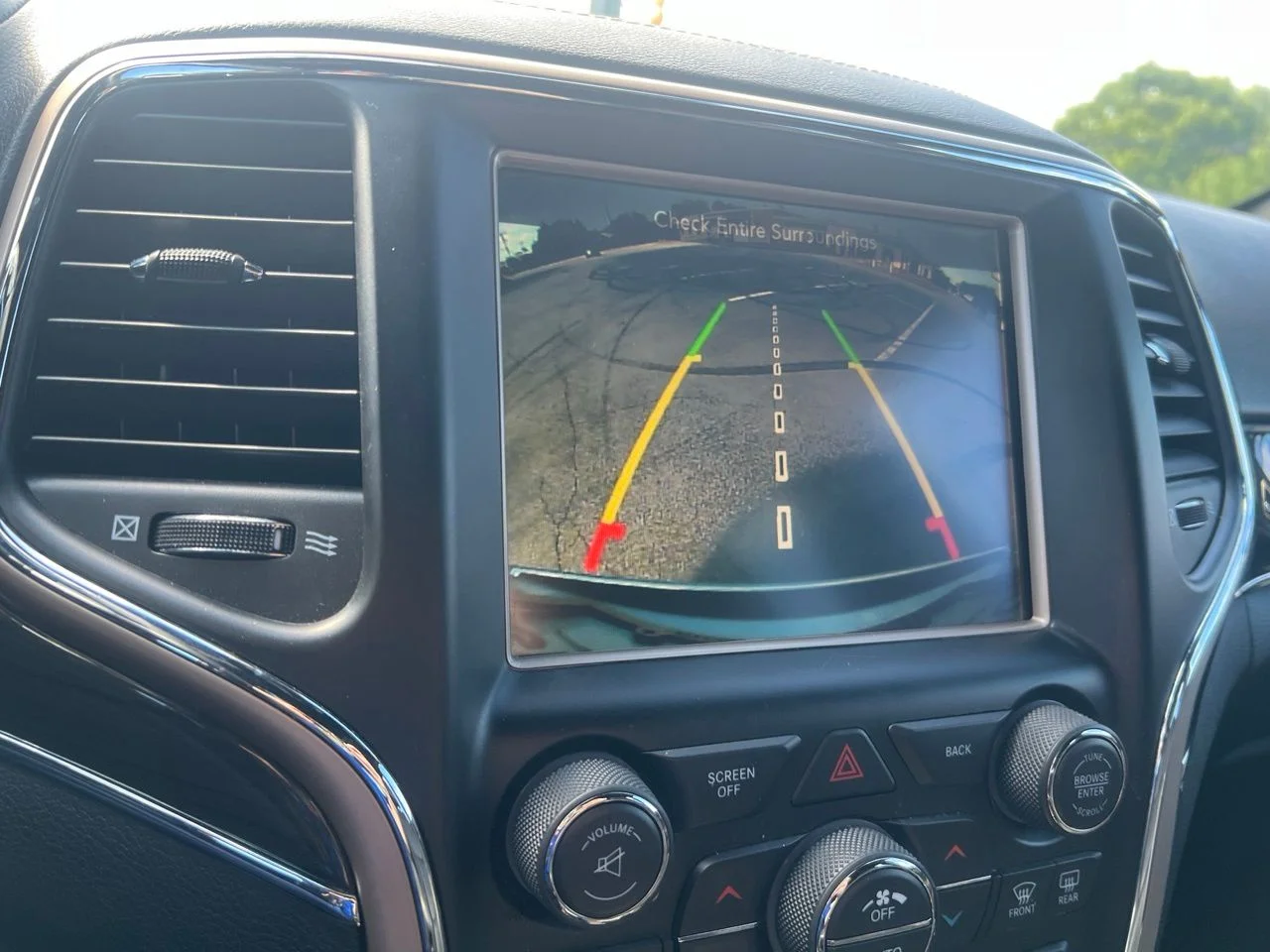 Used 2017 Silver Jeep Overland image 31