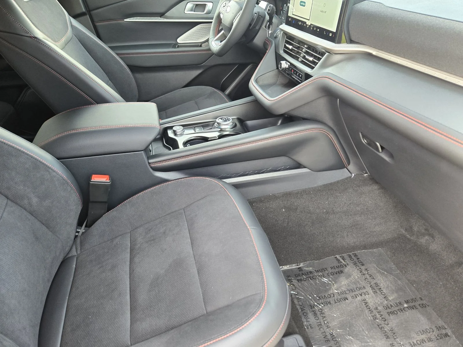 New 2026 Star White Metallic Tri-Coat Ford ST image 9