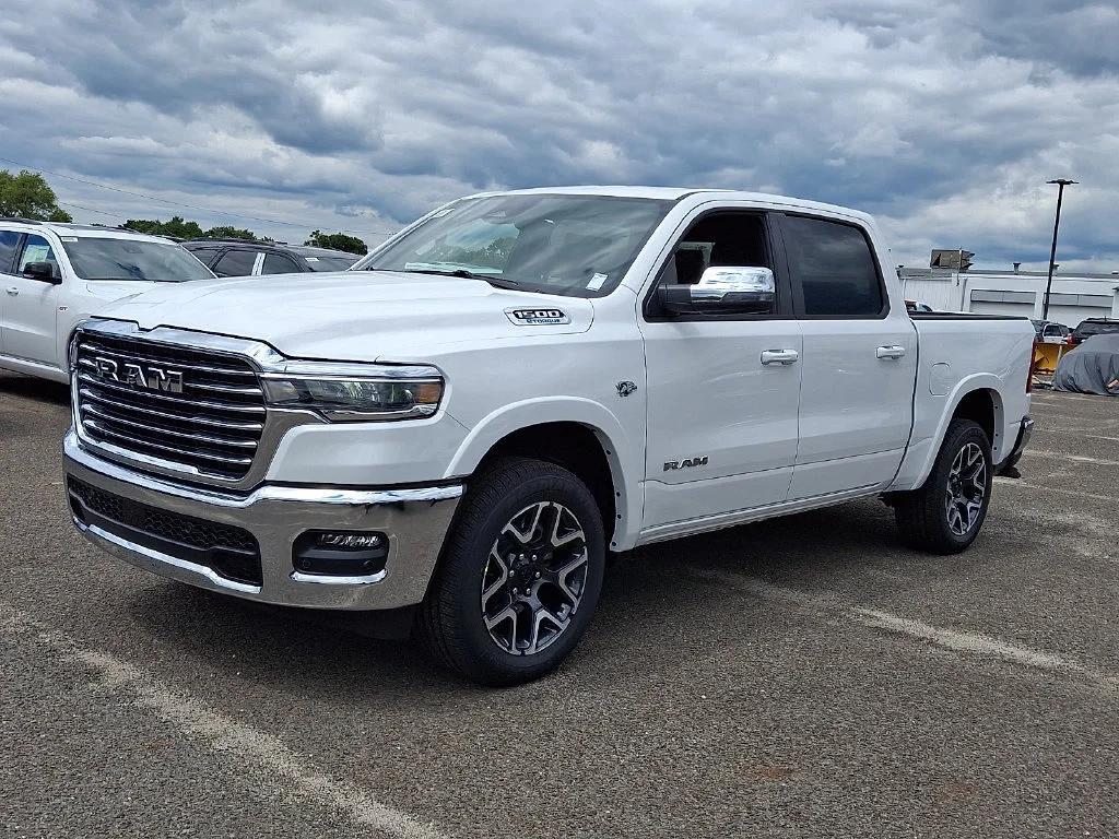 New 2027 Bright White Clear-Coat Exterior Paint RAM Laramie image 4