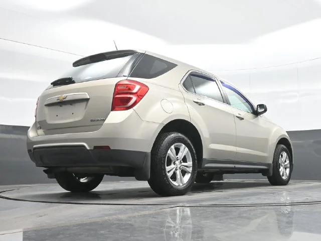 2016 Chevrolet Equinox LS - Photo 26