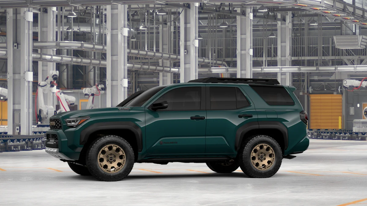 New 2026 Everest Toyota 4Runner Trailhunter image 5