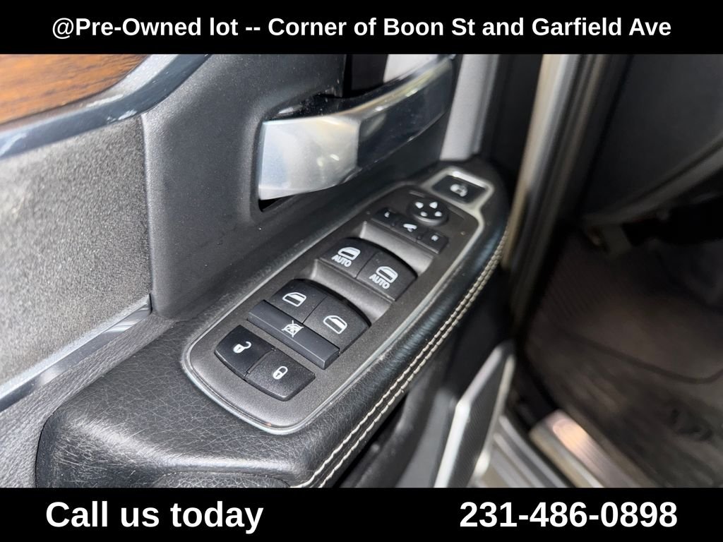 Used 2022 Silver Ram Laramie image 16
