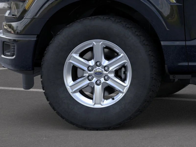 New 2026 Agate Black Metallic Ford XLT image 41