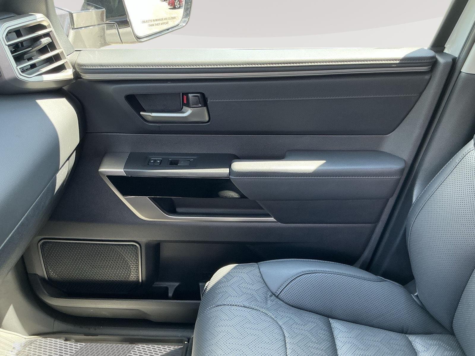 Used 2023 Wind Chill Pearl Toyota Limited image 4