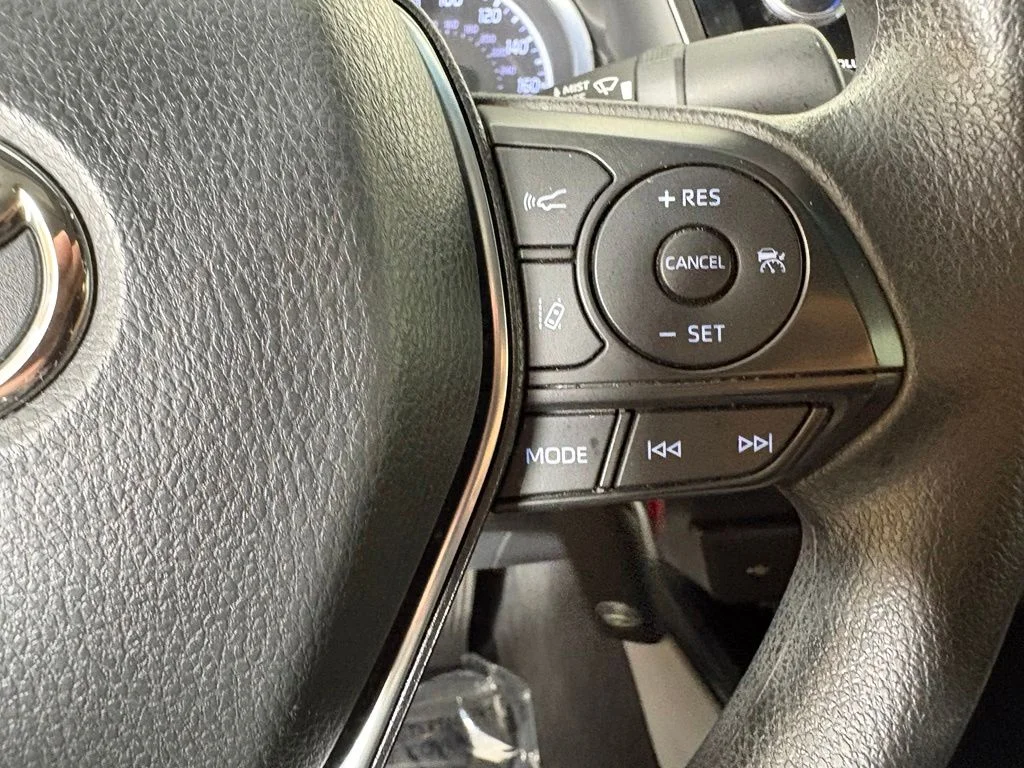 Used 2020 Silver Toyota LE image 24