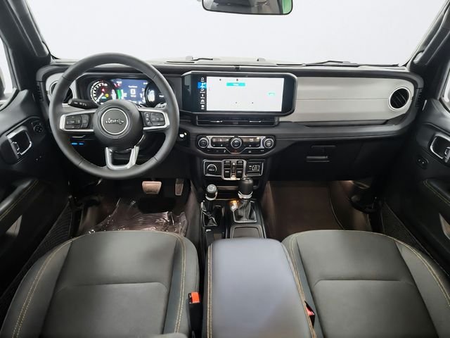 Used 2025 Black Jeep Sahara 4xe image 17