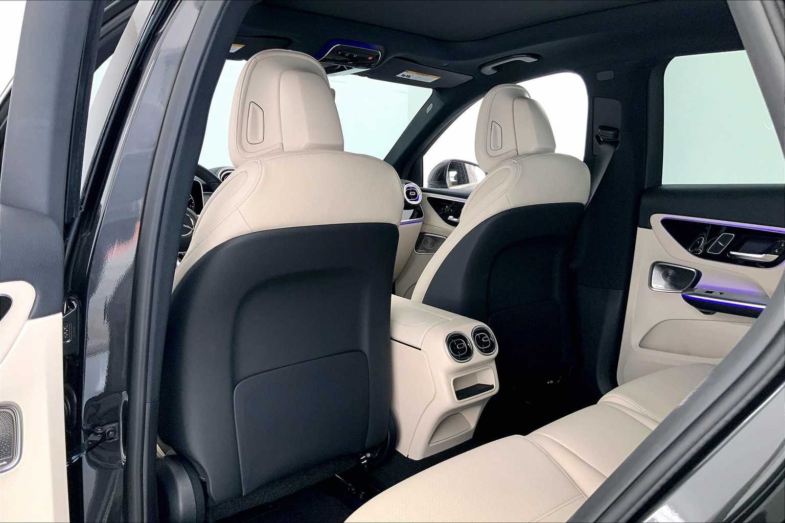New 2026 Graphite Grey Metallic Mercedes-Benz GLC 300 image 12