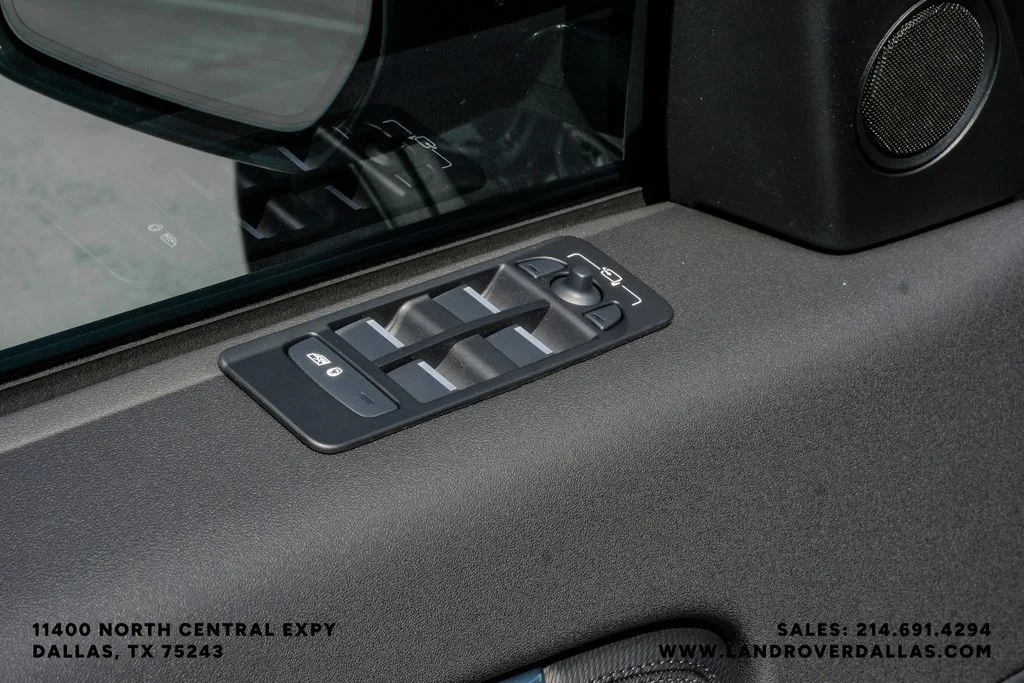 New 2026 Carpathian Gray Land Rover Landmark image 47