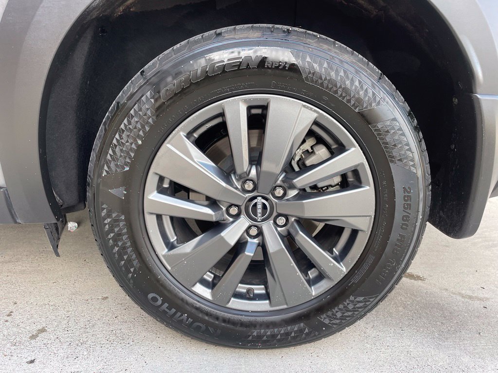 Used 2025 Gray Nissan SV image 18